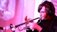 FROG JAM: 15: TEN DEADRED Tradičný lokálpatriotný festival dobrej hudby a nálady. Príjemné posedenie, skvelá atmosféra, vôňa gulášu a mnoho iných zákutí, ktoré zmysly Vaše opoja. V priebehu podujatia sa...