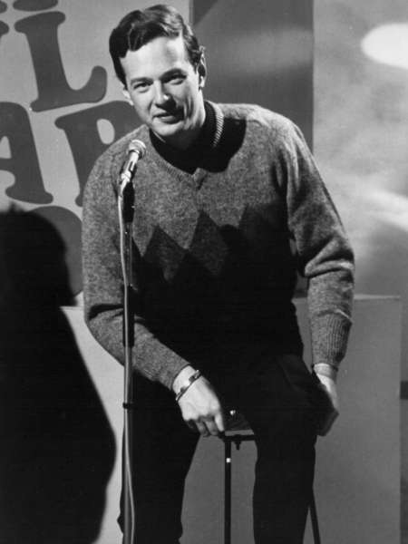 Brian_Epstein_Hullabaloo_1965