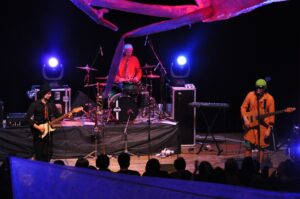 Chiki Liki Tu-A live 3