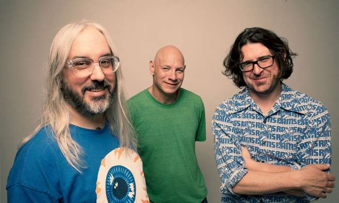 Dinosaur-Jr_WEB-700x420