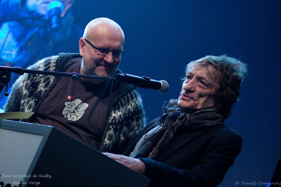kusnieik_varga_rha2015
