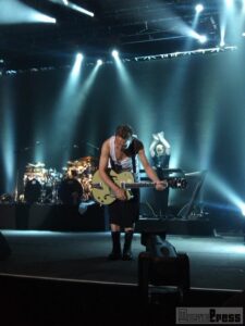 martingore